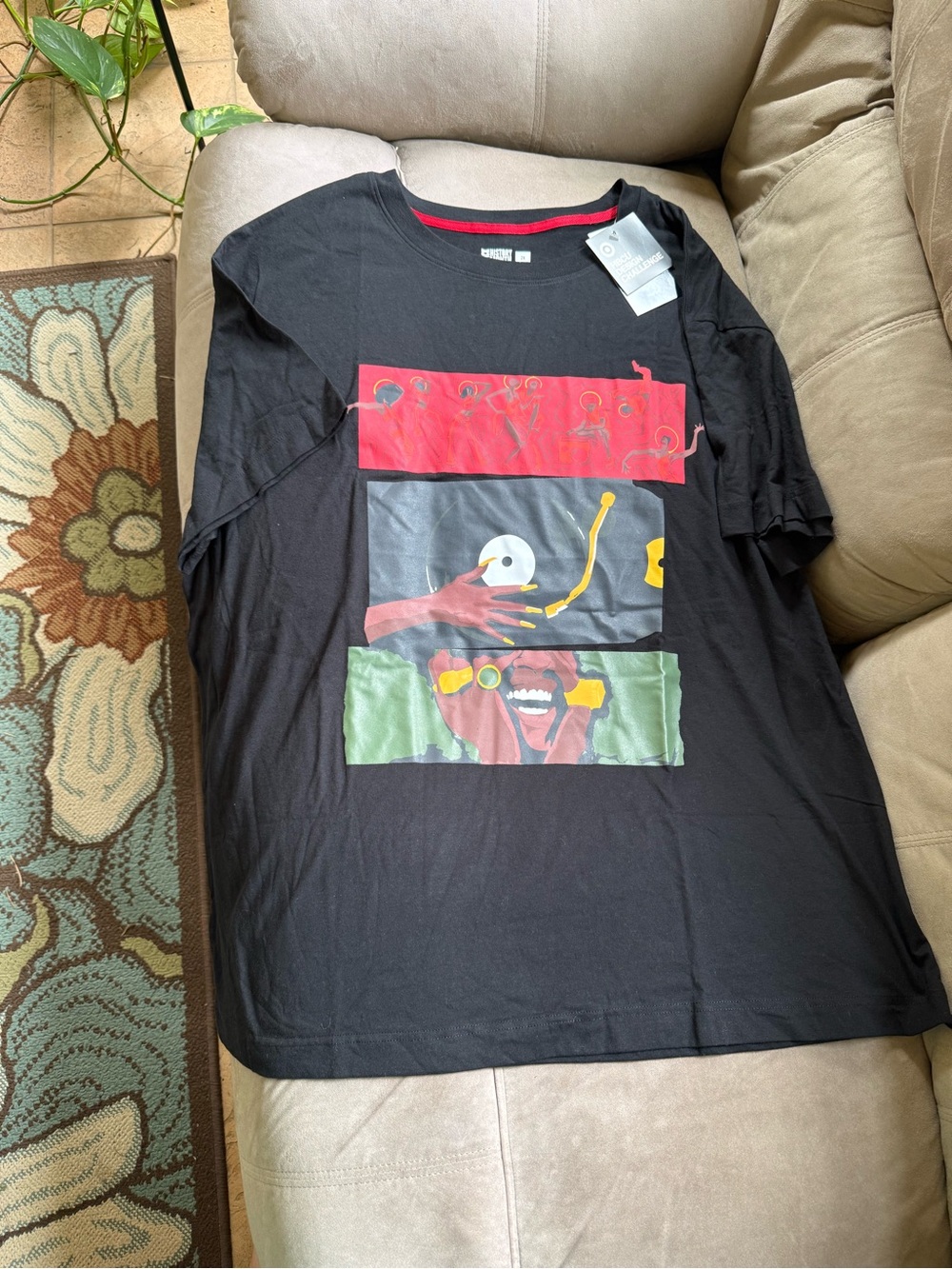 Target HBSU Design Challenge Black History Month T-Shirt NWT